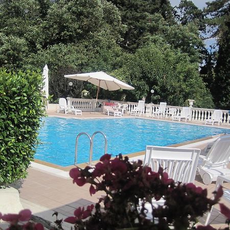 Hotel Gioia Garden フィウッジ エクステリア 写真