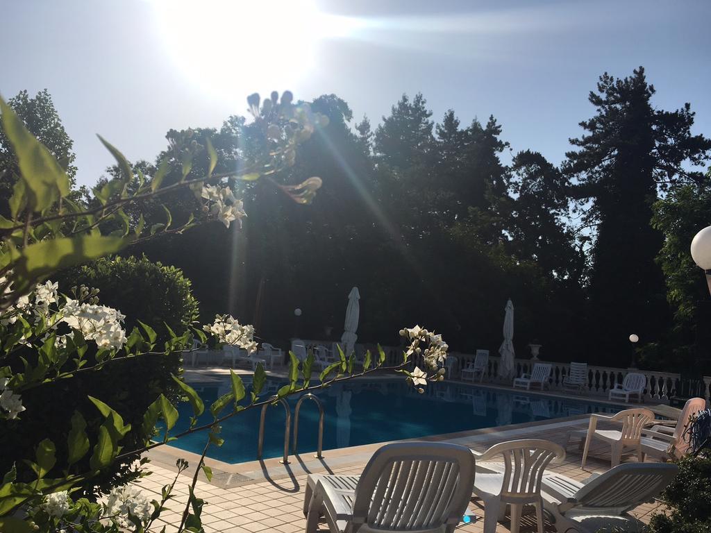 Hotel Gioia Garden フィウッジ エクステリア 写真
